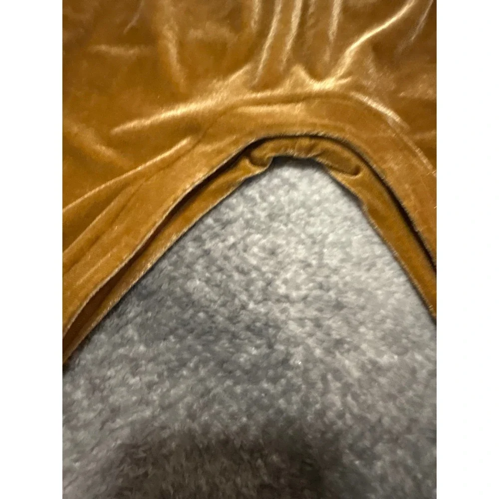 (B6) Old Navy Baby Velvet Ruffle Long Sleeve Jumpsuit Gold Brown 12-18 Months